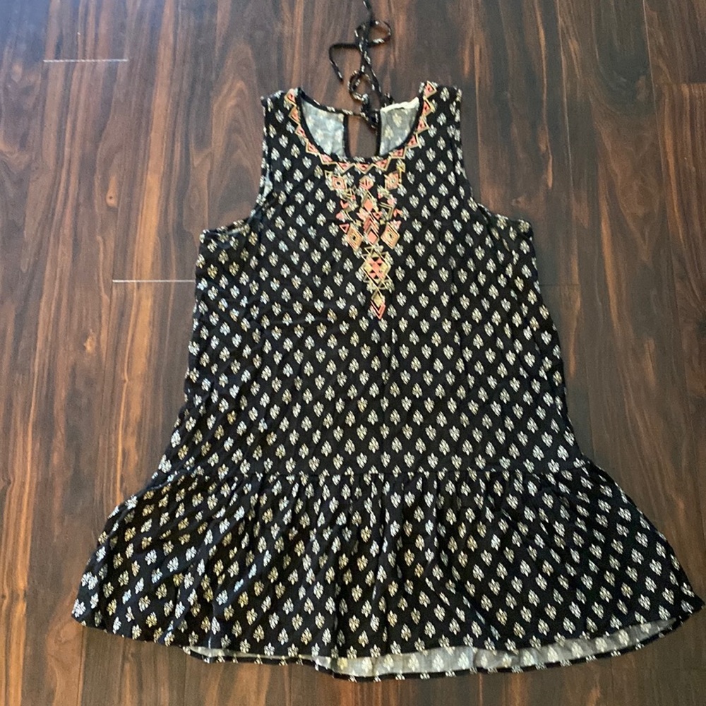 Black and white mini dress